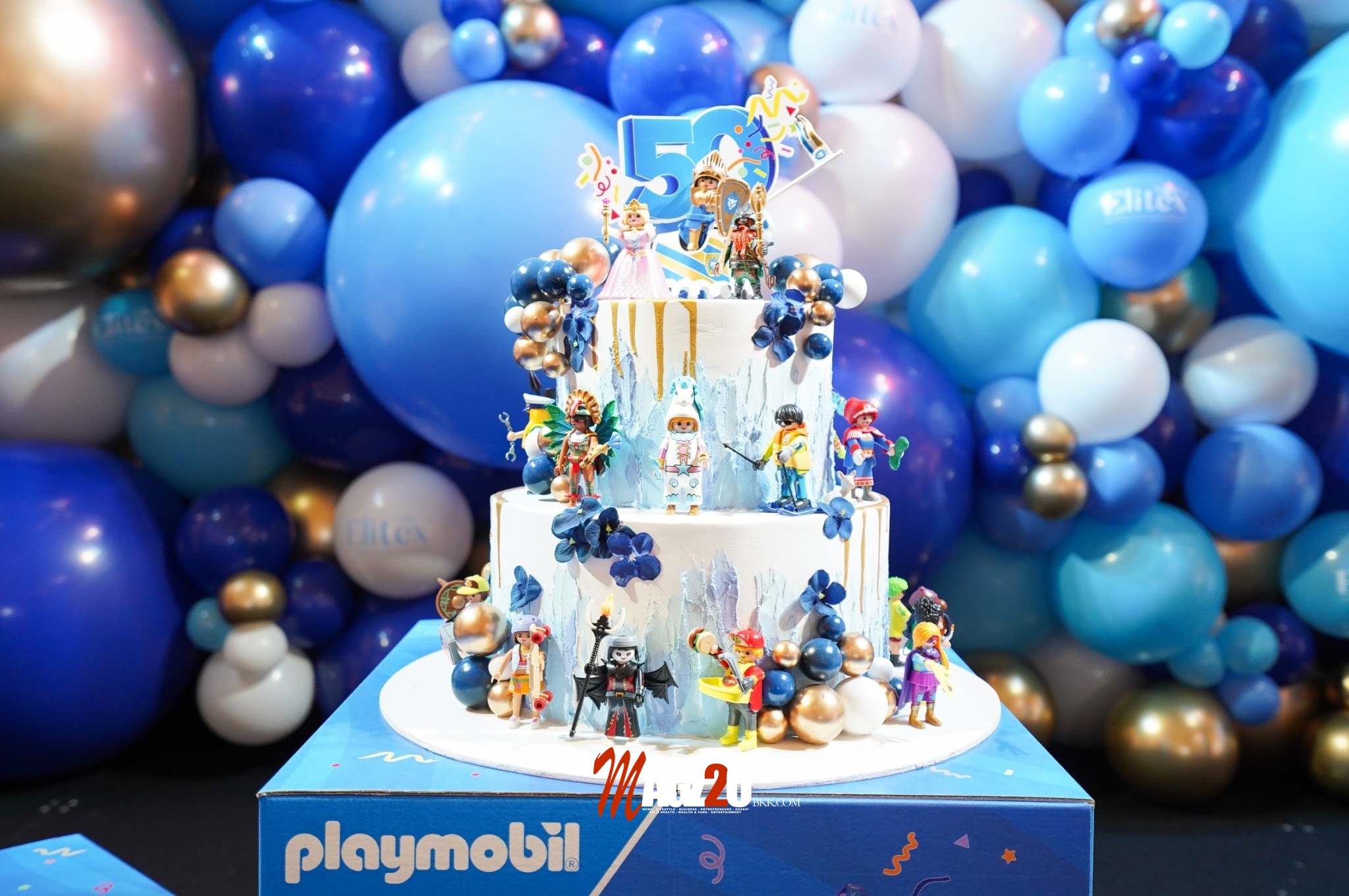 Playmobil จัดฉลอง 50 ปี ชวนตื่นตากับอาณาจักร  สุดอลังการ  เปิดตัวฟิกเกอร์ชุดไทยครั้งแรกในโลก พร้อมสัมผัสวัฒนธรรมไทย 4 ภาค  ตั้งแต่วันนี้ – 25 กันยายน 2567 ณ เจริญนคร ฮอลล์ ชั้น M ไอคอนสยาม